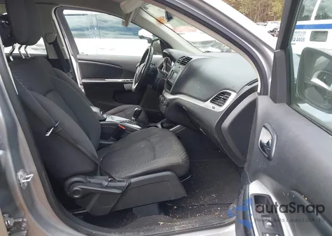 2018 Dodge Journey Sxt from USA, damaged, VIN 3C4PDCBG1JT528763